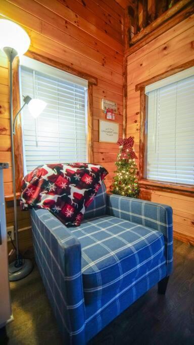 Charming Lakeview Cabin Near Geneva-On-The-Lake! 阿什塔比拉 外观 照片