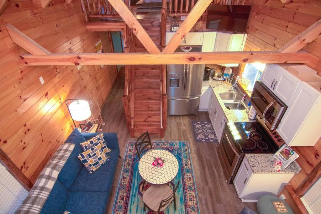 Charming Lakeview Cabin Near Geneva-On-The-Lake! 阿什塔比拉 外观 照片